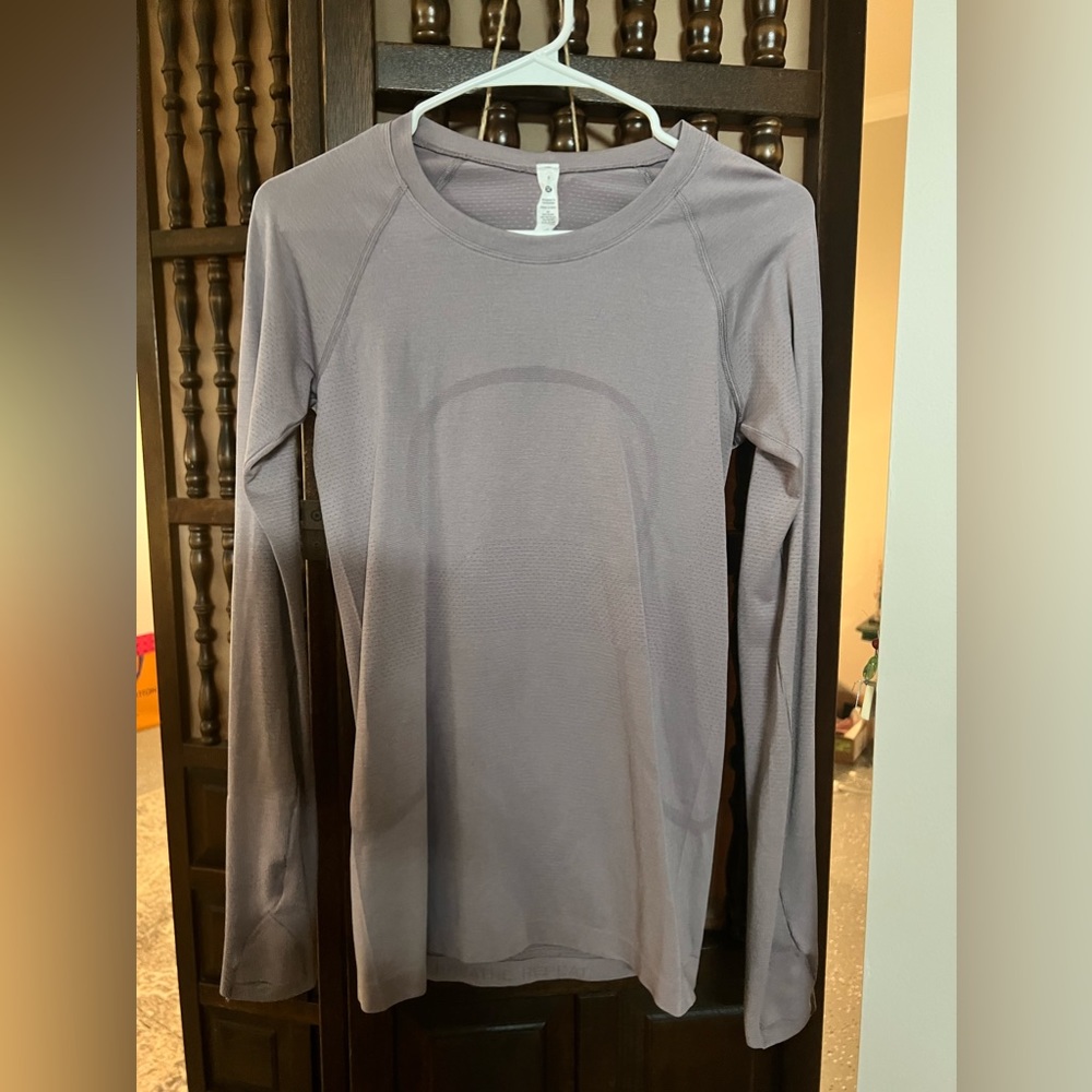 Lululemon swiftly tech top